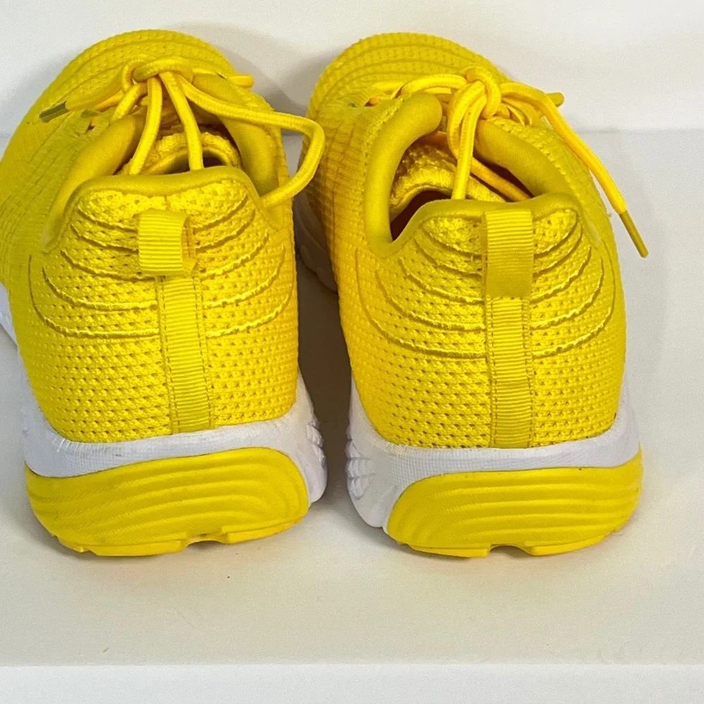 Propét Women's Tour Knit Sneaker in Lemon Size‎ 13 Narrow